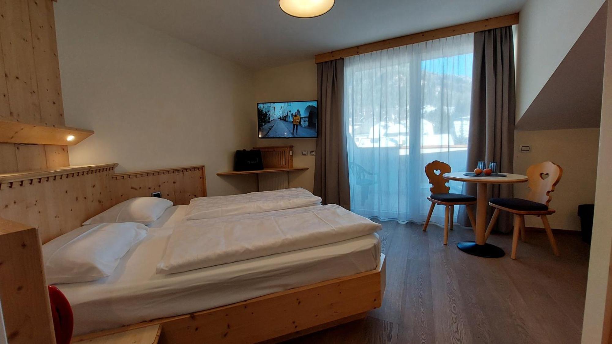 Hotel Cristallo Santa Cristina Val Gardena Buitenkant foto