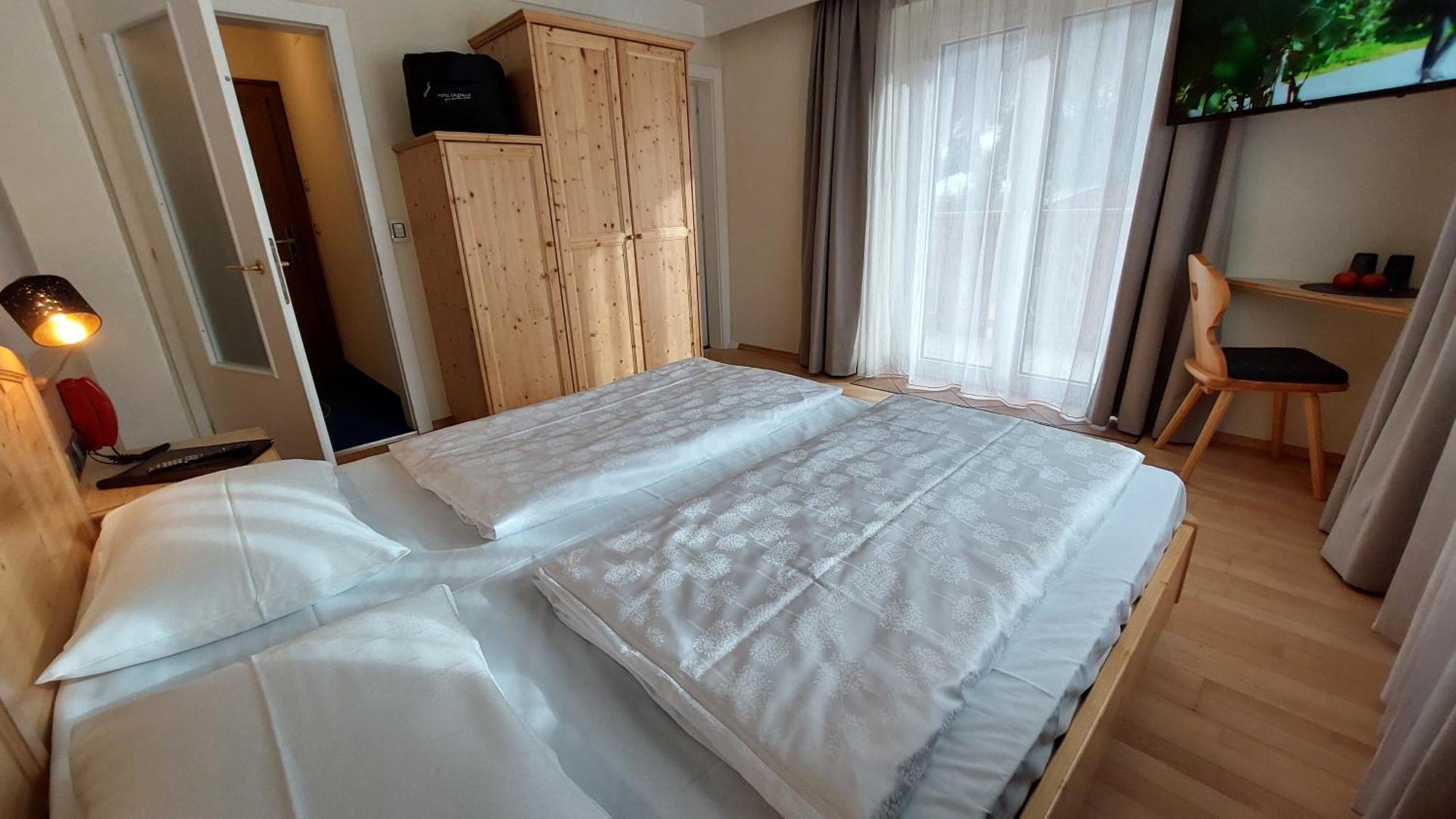 Hotel Cristallo Santa Cristina Val Gardena Buitenkant foto